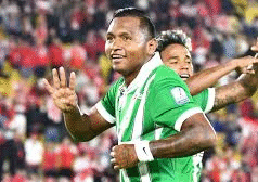 ¡Vuelve y juega la violencia en los estadios de Colombia!