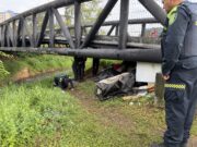 En Guarne autoridades ambientales y de Policía recuperan espacio crítico bajo el puente El Ciclista.