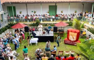 La Casa Dorada fortalece la protección y el acompañamiento a las personas mayores de Rionegro con una entrega inicial de 1.260 manillas para su cuidado.